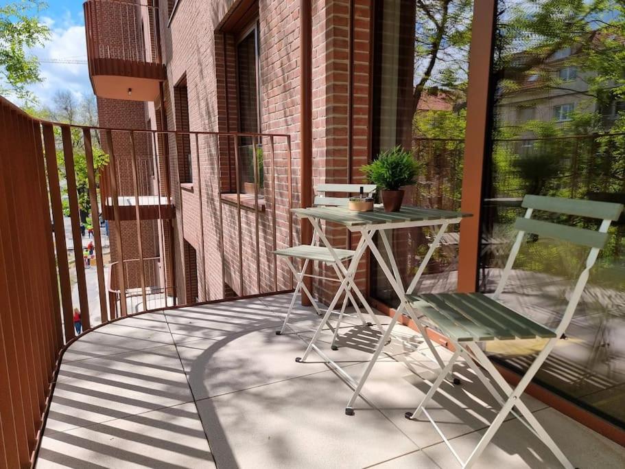 Apartment Zwirn, Free Parking, 24/7 Access Bratislava Exterior foto