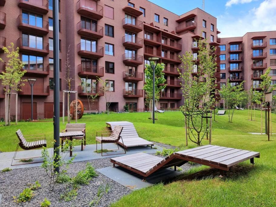 Apartment Zwirn, Free Parking, 24/7 Access Bratislava Exterior foto
